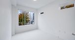 895 W 33rd Avenue