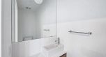 895 W 33rd Avenue