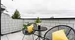 2 2837 Oliver Crescent