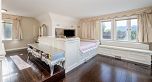4389 Locarno Crescent