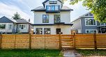 1 1936 E 36th Avenue