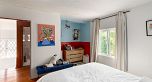 2402 W 34th Avenue