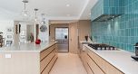 1402 837 W Hastings Street