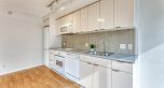 709 233 Robson Street