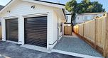 1 250 E 39th Avenue