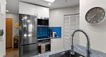 PH414 488 KINGSWAY, Vancouver BC V5T 3J9