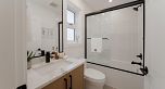 968 W 17th Avenue