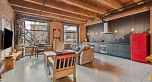 314 55 E Cordova Street