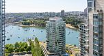 2703 455 Beach Crescent