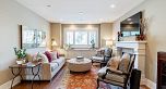 882 W 24th Avenue