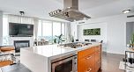 2701 8 Smithe Mews