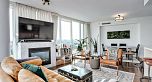 2701 8 Smithe Mews
