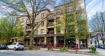 301 2015 Trafalgar Street