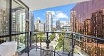 1122 68 Smithe Street