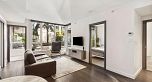 303 68 Smithe Street