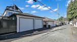 2 3251 E 44 Avenue