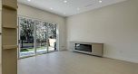 1 3251 E 44 Avenue