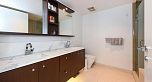 4001 1028 Barclay Street