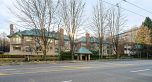 W205 688 W 12th Avenue