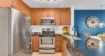 305 930 W 16th Avenue