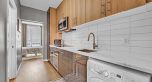 403 138 E Hastings Street