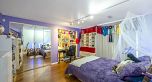 2385 Wall Street
