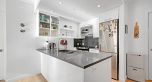 302 933 E Hastings Street