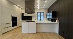 1076 Park Drive