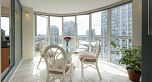 2204 183 Keefer Place