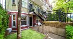 966 W 16th Avenue