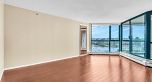 1802 289 Drake Street