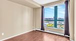 1802 289 Drake Street