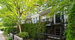 966 W 16th Avenue