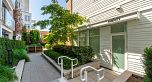 205 6933 Cambie Street