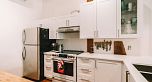 306 2556 E Hastings Street