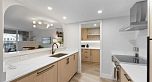 407 183 Keefer Place