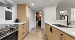 407 183 Keefer Place