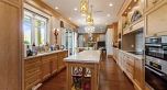 4239 Pine Crescent