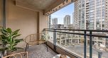 407 183 Keefer Place