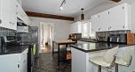 1120 Devonshire Crescent