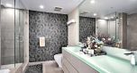 303 8 Smithe Mews