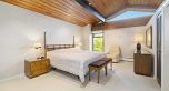 826 W 47th Avenue