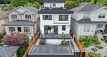 2 2282 E 8th Avenue