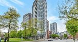 1106 58 Keefer Place