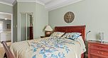 214 5835 Hampton Place