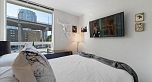 305 638 Beach Crescent