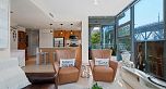 305 638 Beach Crescent