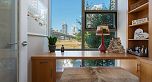 305 638 Beach Crescent