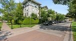 417 7089 Mont Royal Square