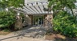 417 7089 Mont Royal Square
